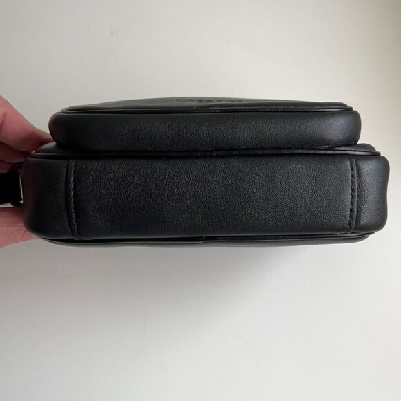 Restored Coach Mini Edge Double Pouch Crossbody Bag in Smooth Black Leather - Picture 6 of 12